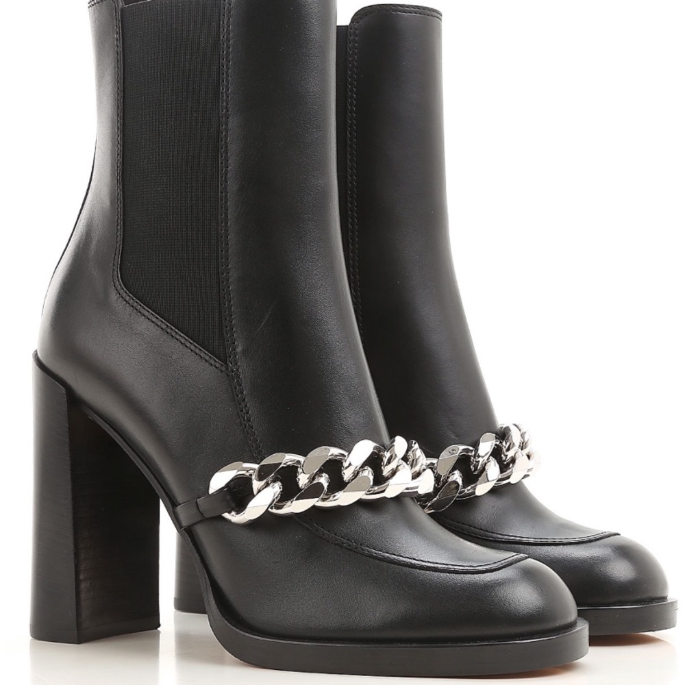 Givenchy Chain Chelsea Boot Size 35